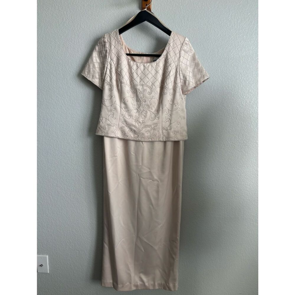 Vintage  Karen Miller Elegant Cream Embellished Women's Cocktail or MOB Dress